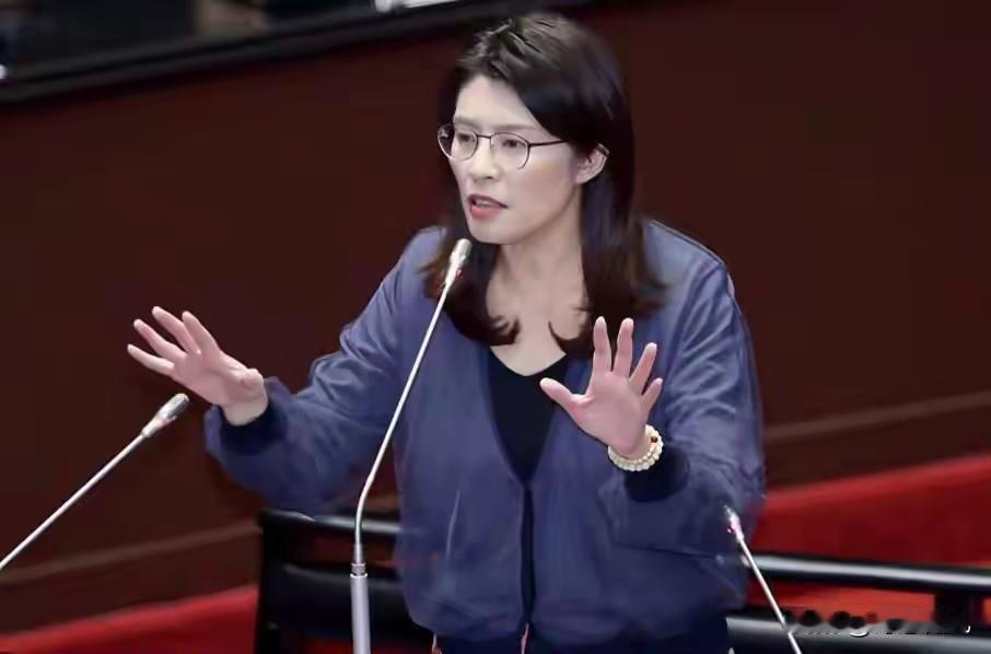 国共会面破冰，五个字道尽两岸真情
 
2月3日，久违的国共智库论坛在北京顺利举行