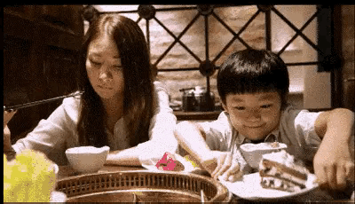 姐姐这眼神想刀人