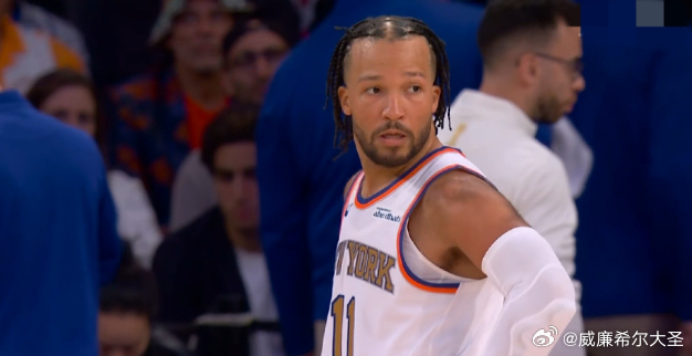NBA 尼克斯巨星布伦森真是太让人崩溃了！在今天尼克斯主场迎战活塞的比赛中，目前