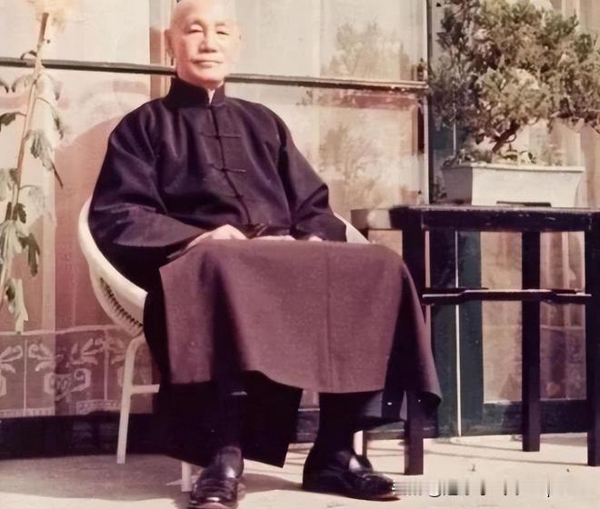 若当年台湾被解放，你知道蒋介石还会逃到哪里去吗？
那就是菲律宾的吕宋岛。当然，大