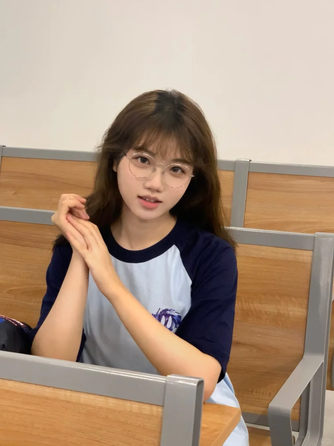 女大学生|穿着班服的课上课下