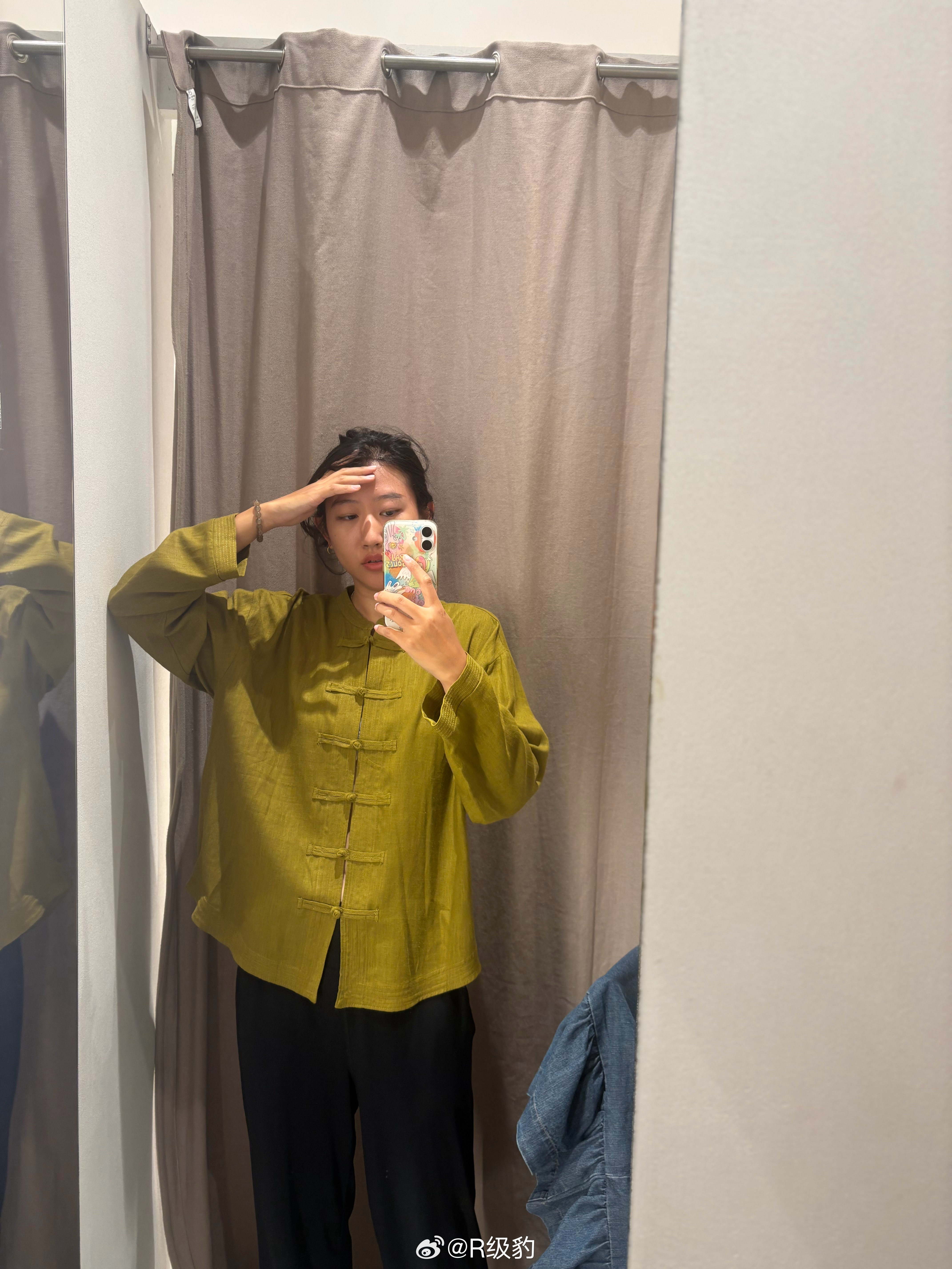 最近周星驰看多了特别想穿练功服……感觉好潇洒不得不买了 