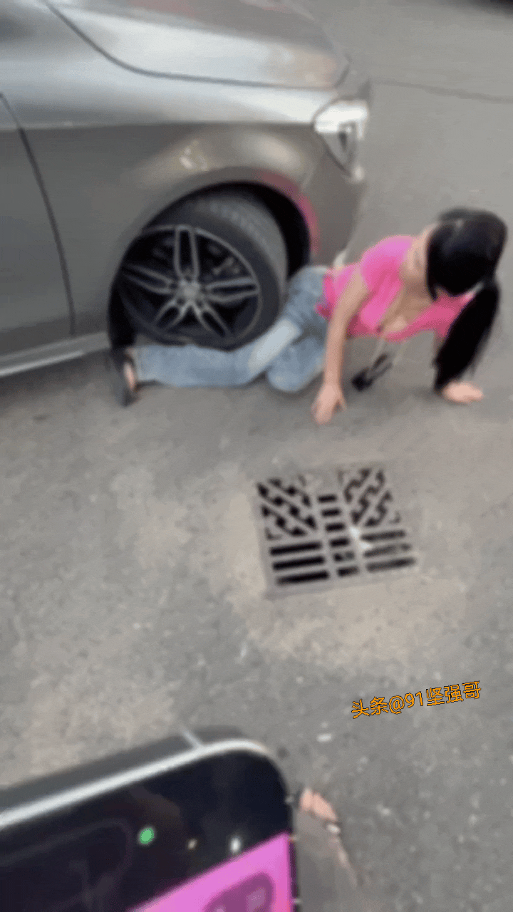 丸辣丸辣！这得赔多少啊……