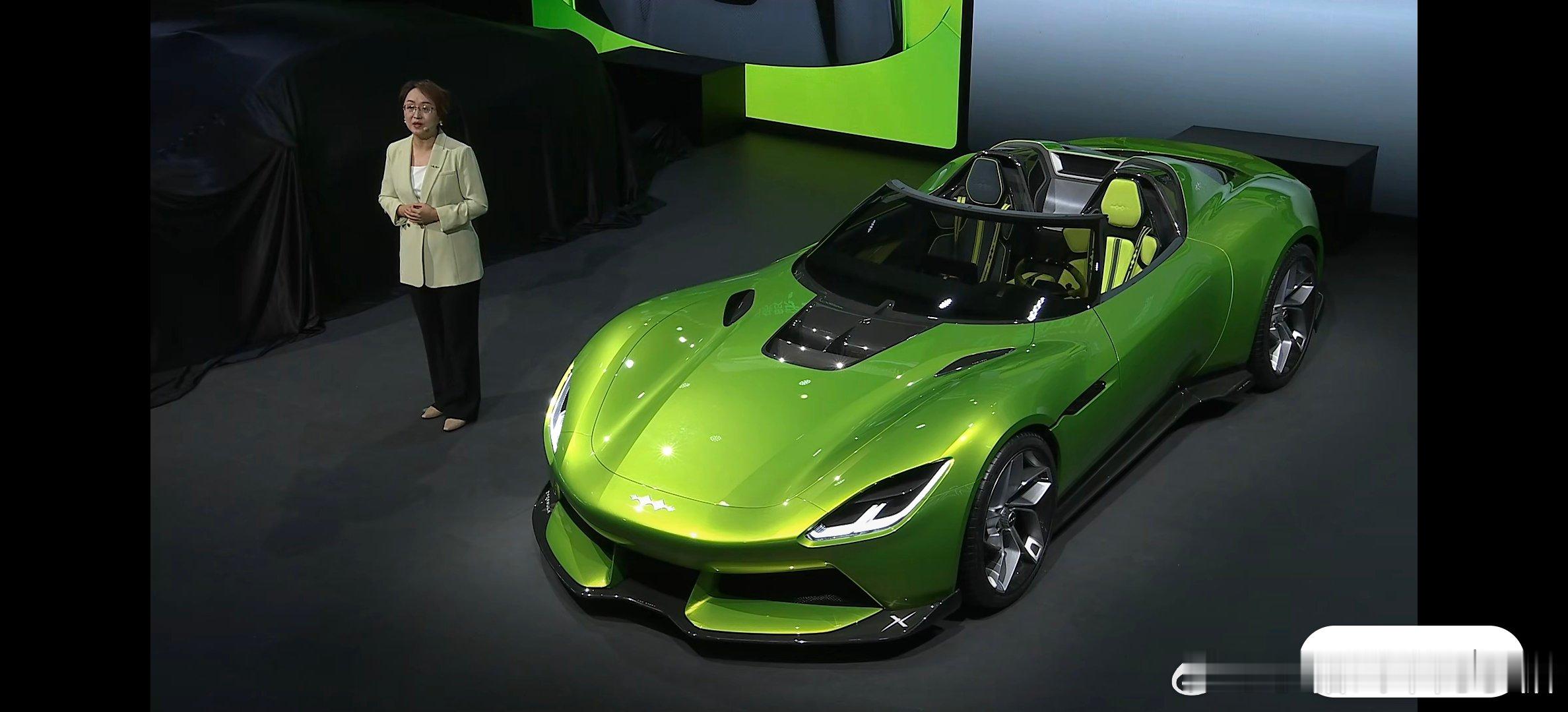 方程X亮相了，大家还记得Super9概念车吗？我觉得这台两座敞篷跑车真的很帅呀这