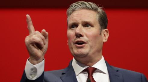 每次到关键的时刻，英国总会对乌克兰伸出援手，始终如一。
 
大家千万别被英国那副