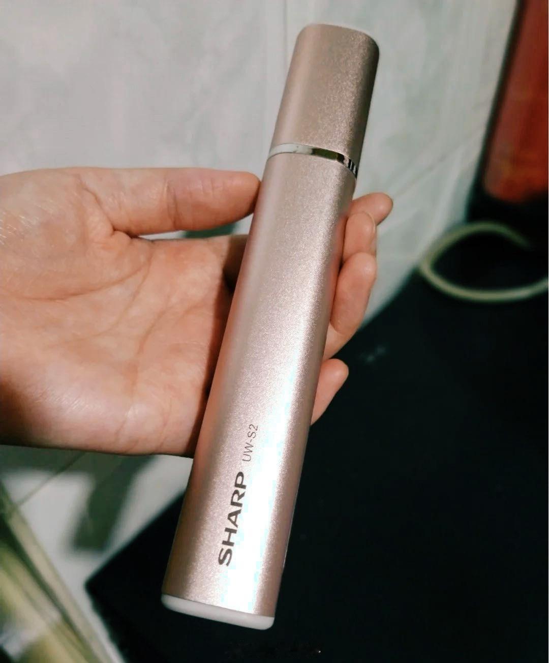夏普超声波洗衣棒💧可快速去除衣服和织物上超声波难以彻底清洗的污渍，最新一代还可