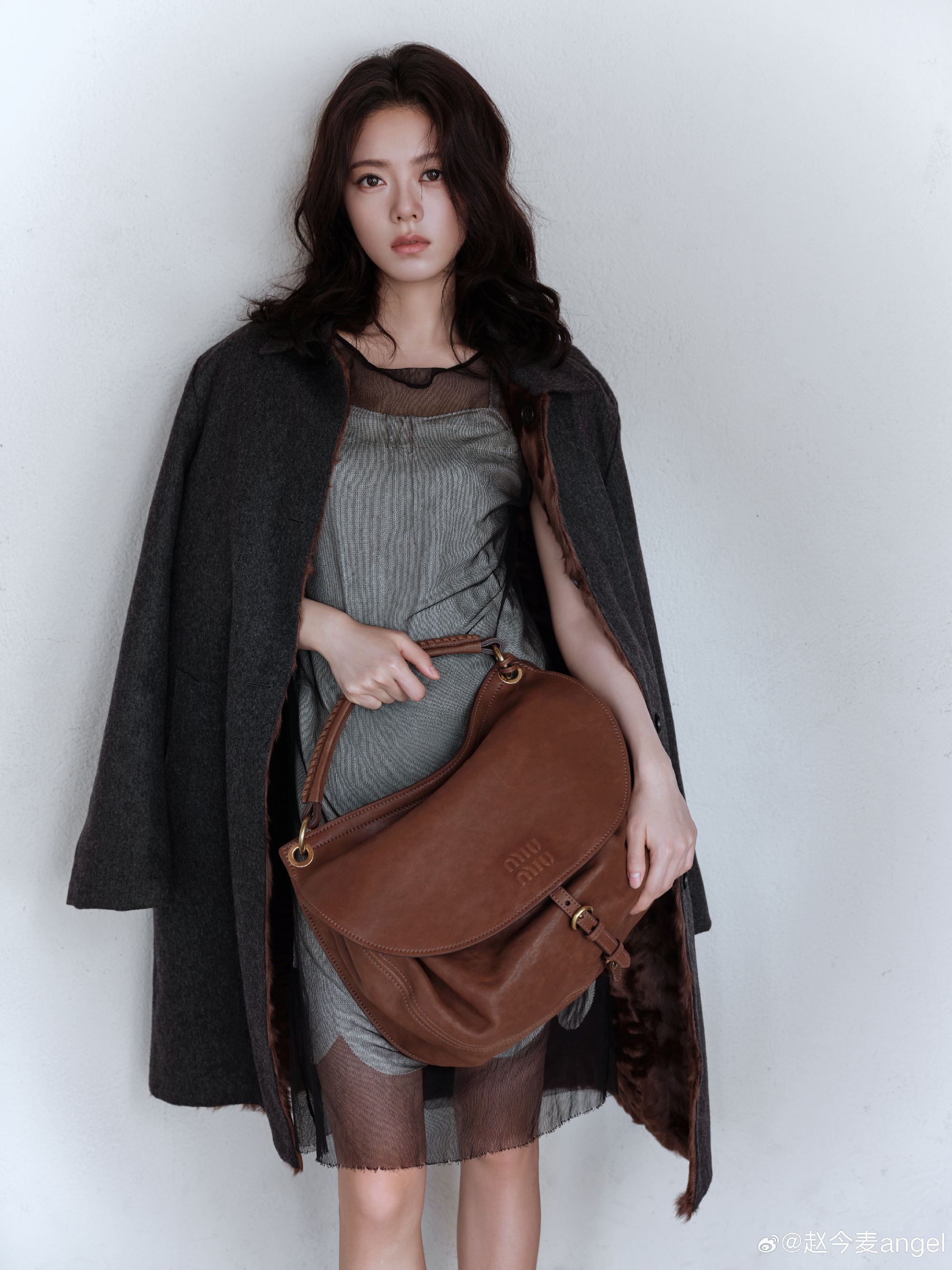 刘浩存赵今麦李庚希miumiu秋冬大片啊啊啊，赵今麦太美了和MiuMiu适配度满