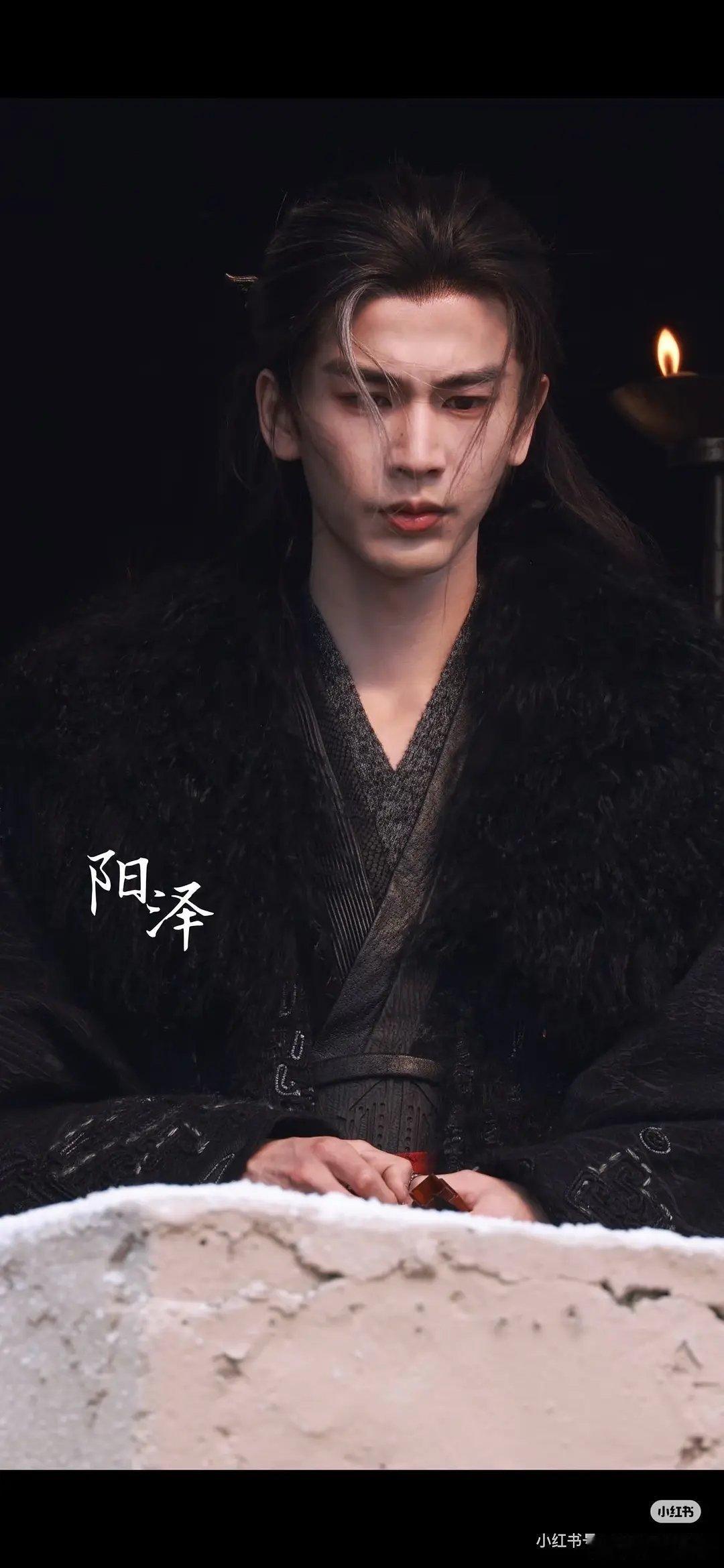 张凌赫以后怎么办 就这张脸能看还变愁了 