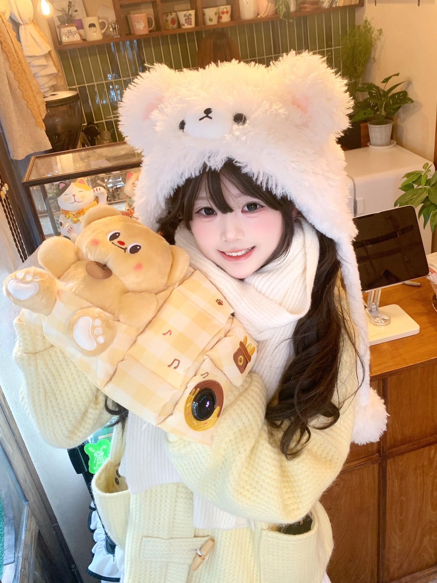 就这样萌萌地入冬˶ ᗜ  ᴗ  ᗜ ˶。