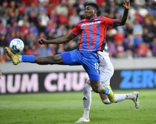 【穆帅笔记】等待穆里尼奥的决定，法兰克福曾经退货的大中锋，捷克比尔森胜利身价最高