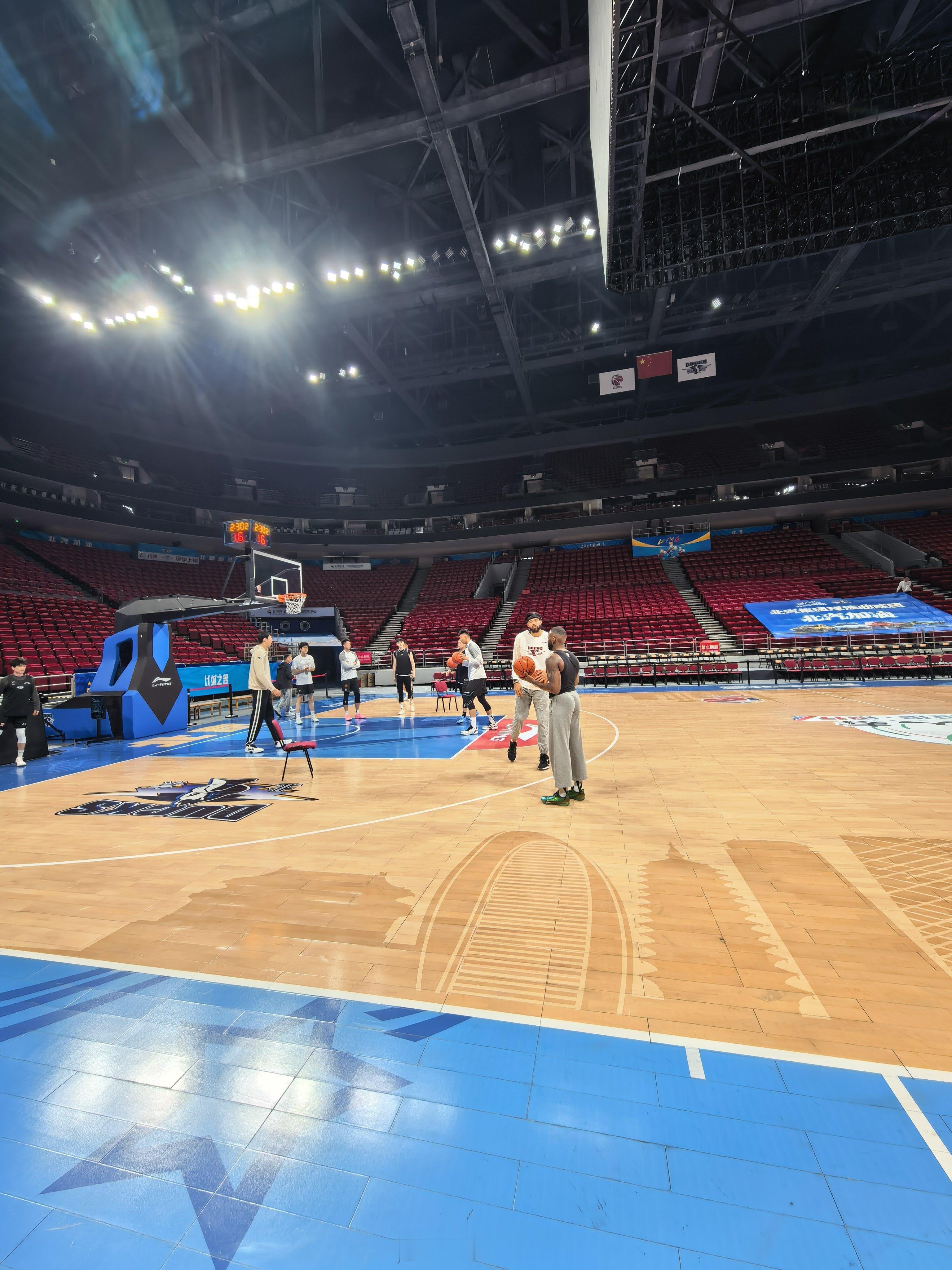 北京男篮vs吉林男篮 新小外亮相，爱酱归来！ 北京·五棵松