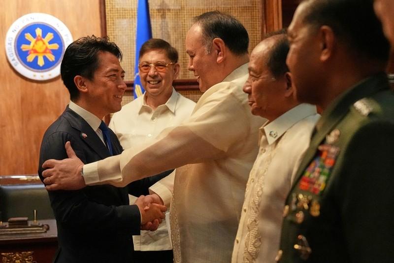 日本刚放开60年武器禁令 转头就给菲律宾送二手军舰！

这事说起来也快，据日本官