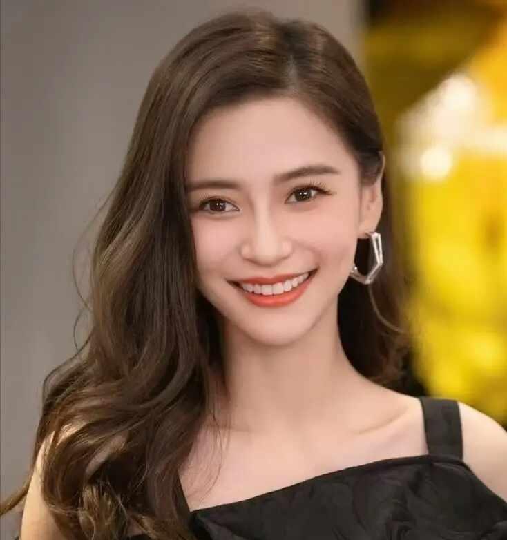 杨颖为什么不再婚？不是还惦记黄晓明而是…
娱乐圈 婚姻不是儿戏 明星生活的另一面