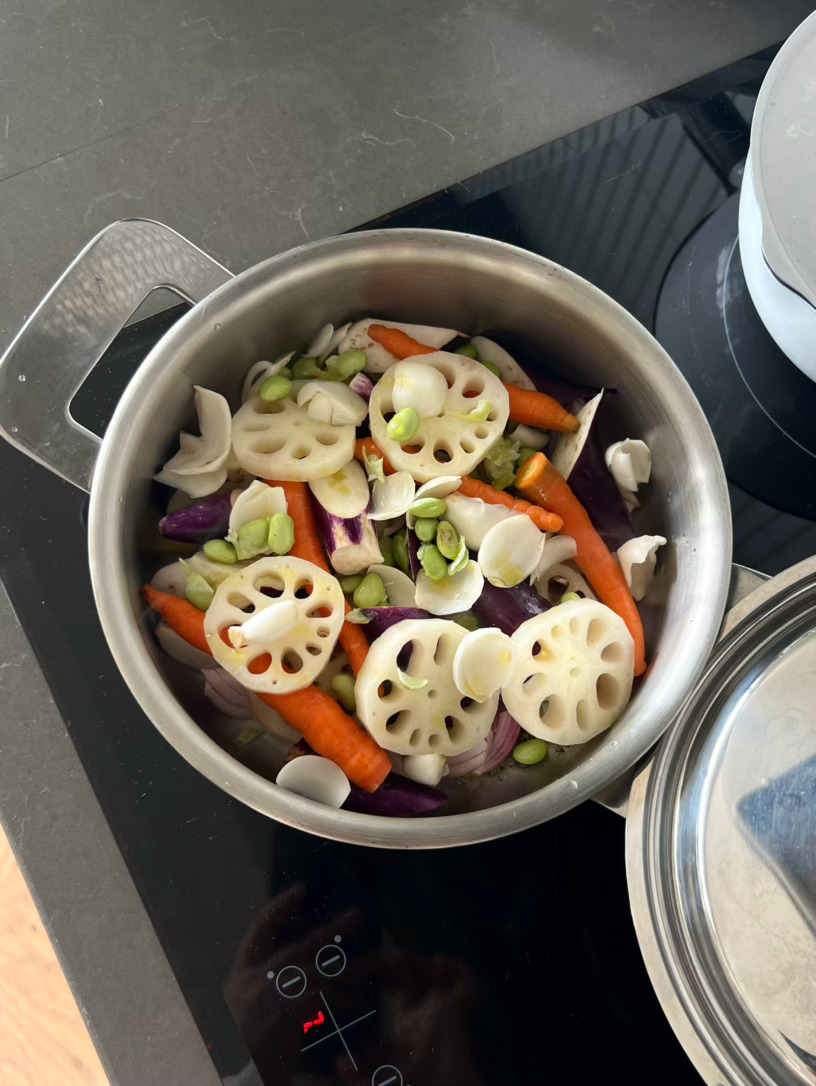 隔一段时间做一次清冰箱的无水蔬果锅好好吃饭 ​​​