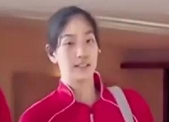 亚锦赛虽然中国女排无缘冠军，失去了直通洛杉矶奥运会入场券的资格，但是决赛中搞笑的