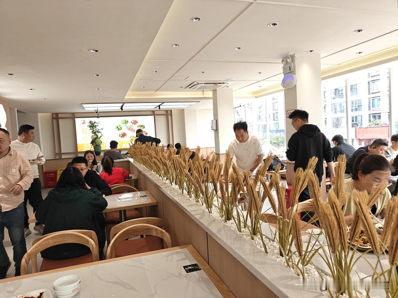 【面试店长，掌握这3关足矣！干货分享】
招聘店长，关乎门店的生死存亡。与上百位店