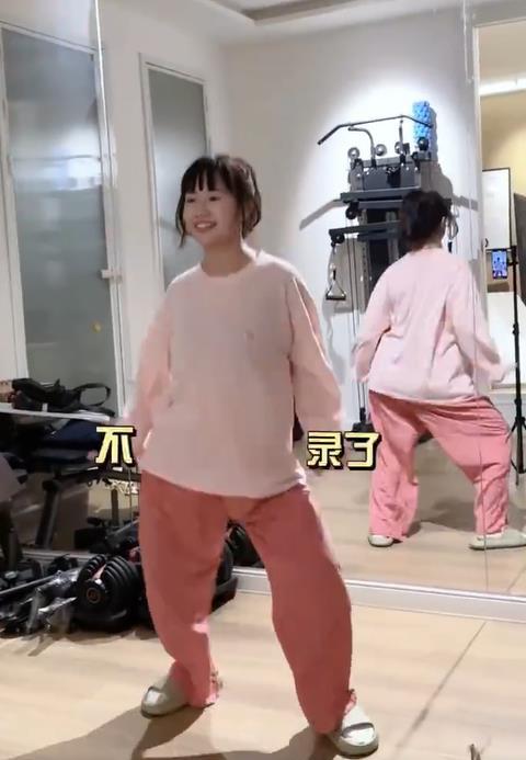 麦琳 浪姐6  网传麦琳将参加浪姐6，自从再见爱人后，麦琳人气飙升。如今已经挤身