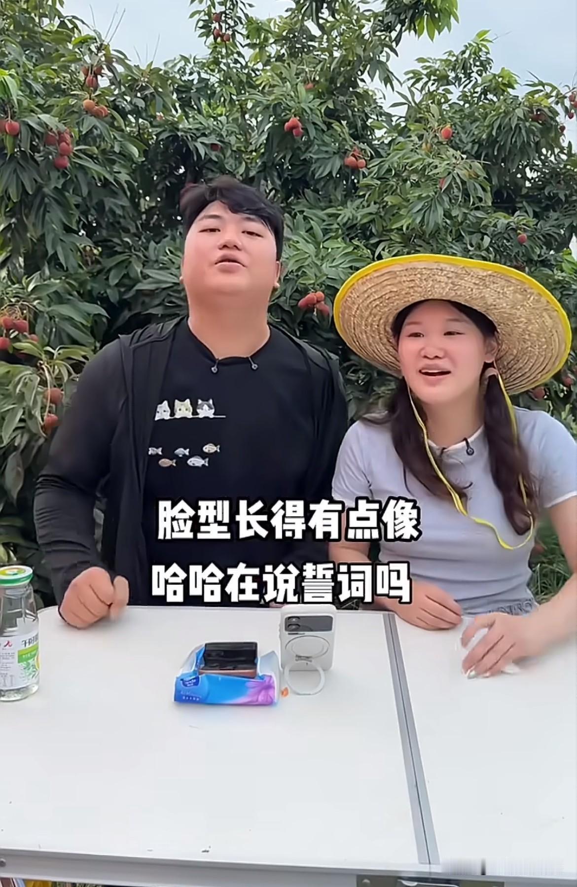 退役后的张家齐踏入直播行业，近日她携手全红婵的哥哥全进华开启助农直播，带货荔枝、