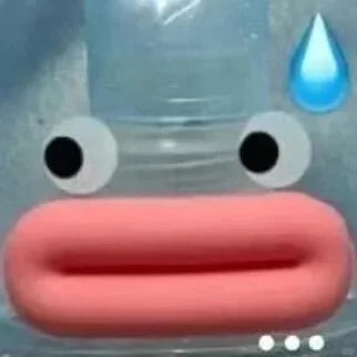 有一个人上山练铁头功，下山头被吸铁石吸走了 