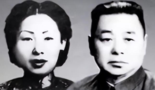 1948年10月，蒋介石让淞沪警备司令宣铁吾派人抓捕范绍增，宣铁吾将消息散布出去