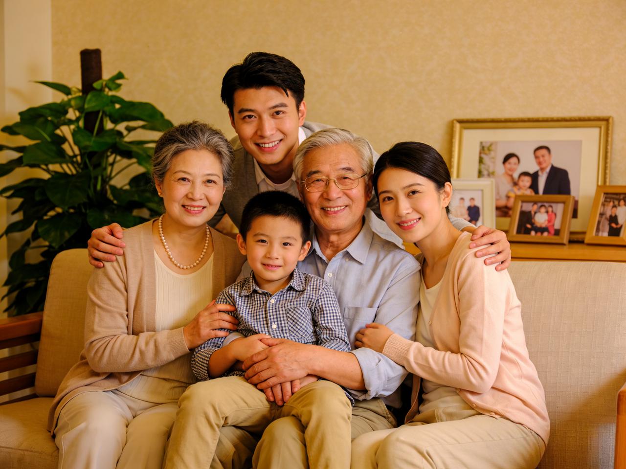 标题：一个家庭最好的风水：不是富贵，是和气
一个家庭最好的状态，不是大富大贵，而