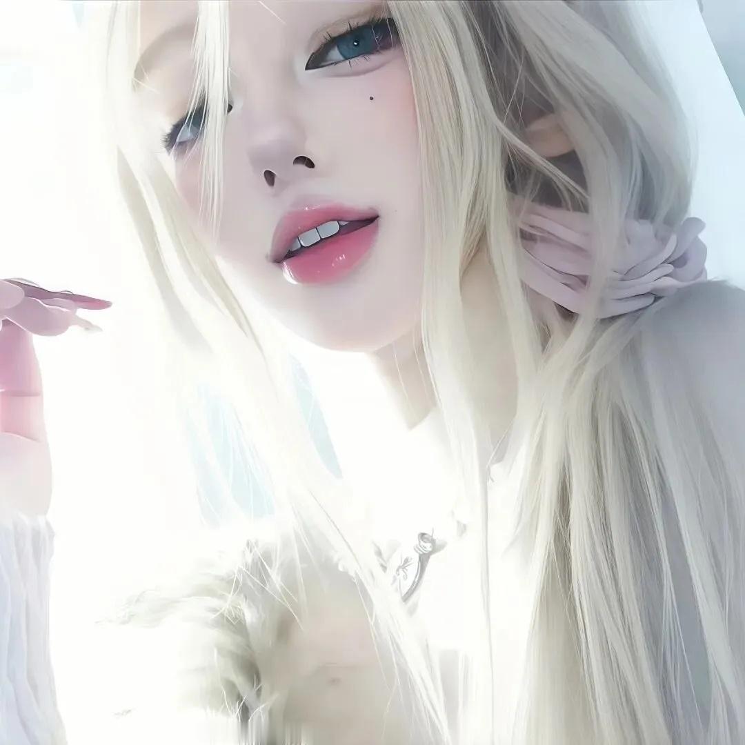 女生头像｜𝙒𝙚𝘾𝙝𝙖𝙩 小众氛围感女头｜感受到幸福的时候能放慢倍速就