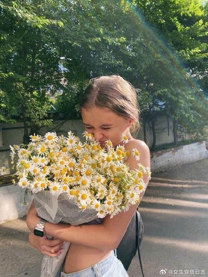 女孩都爱花 🌷 
