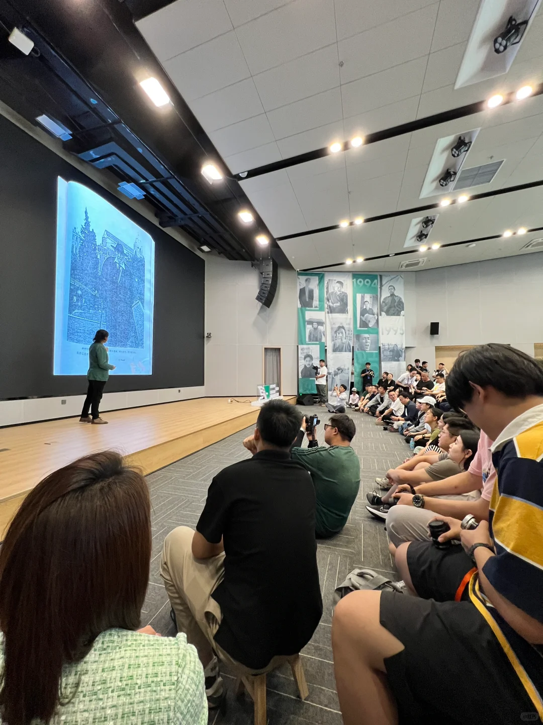 呼和浩特雕塑艺术馆沙龙第一期人物：肖全