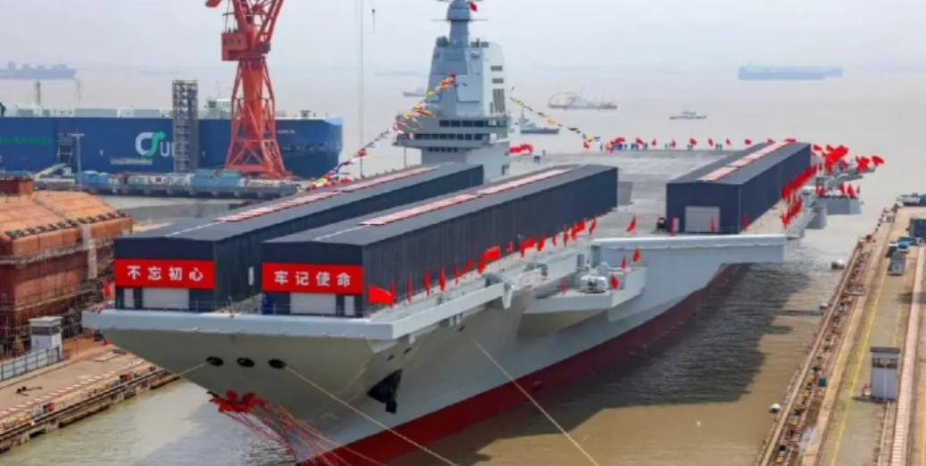 外媒：世界最大航母要来了，中国抬高航母门槛，美国怎么办？
外媒称，卫星图像显示，
