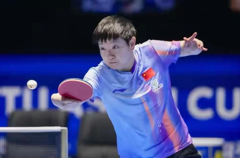 WTT新加坡大满贯，孙颖莎4-1胜陈熠晋级决赛。虽然3-0领先被扳回一局，但莎莎