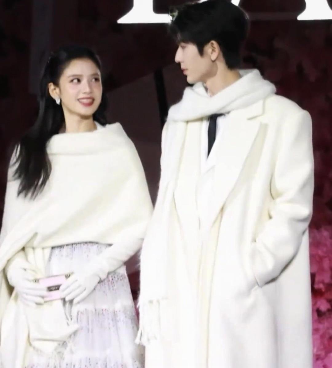 甜蜜大少爷Vs千金大小姐画面感好强张婧仪 张凌赫