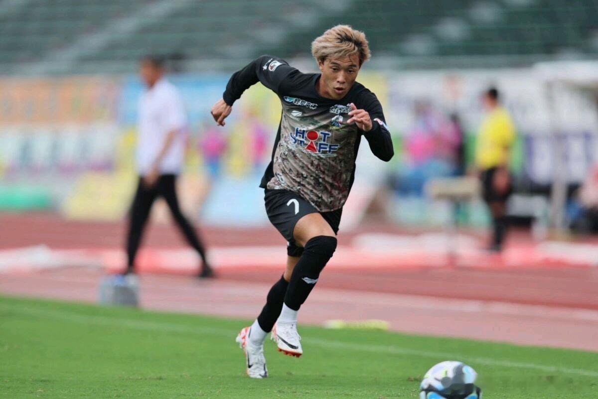 周日004日联赛杯神户胜利船vs横滨FC：：平局，让球客胜，平平模拟比分：神户胜
