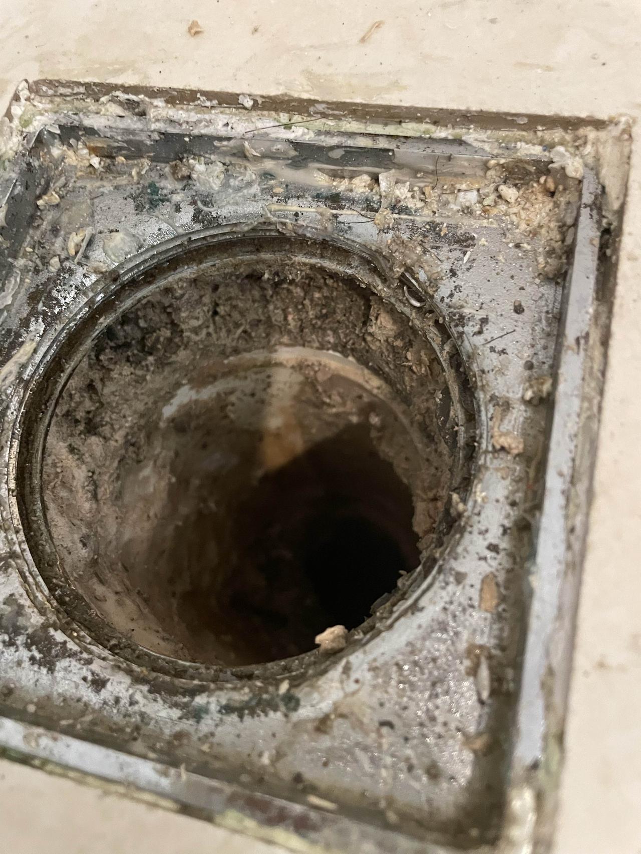 地漏断层漏水渗水，怎么样维修好呢