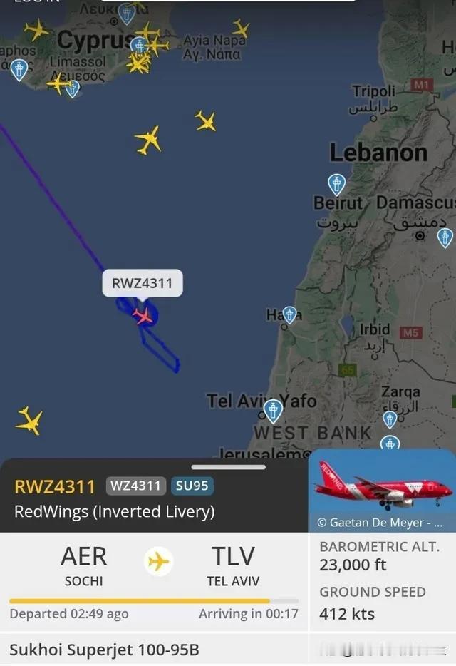 特拉维夫飞机在地中海上空盘旋
波尔特在导弹袭击开始前没有飞到以色列。