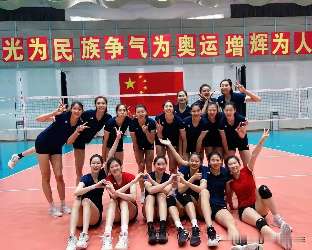 中国女排将要雄赳赳，气昂昂奔赴巴西！
首站赛程如下：
5月15日   04:30