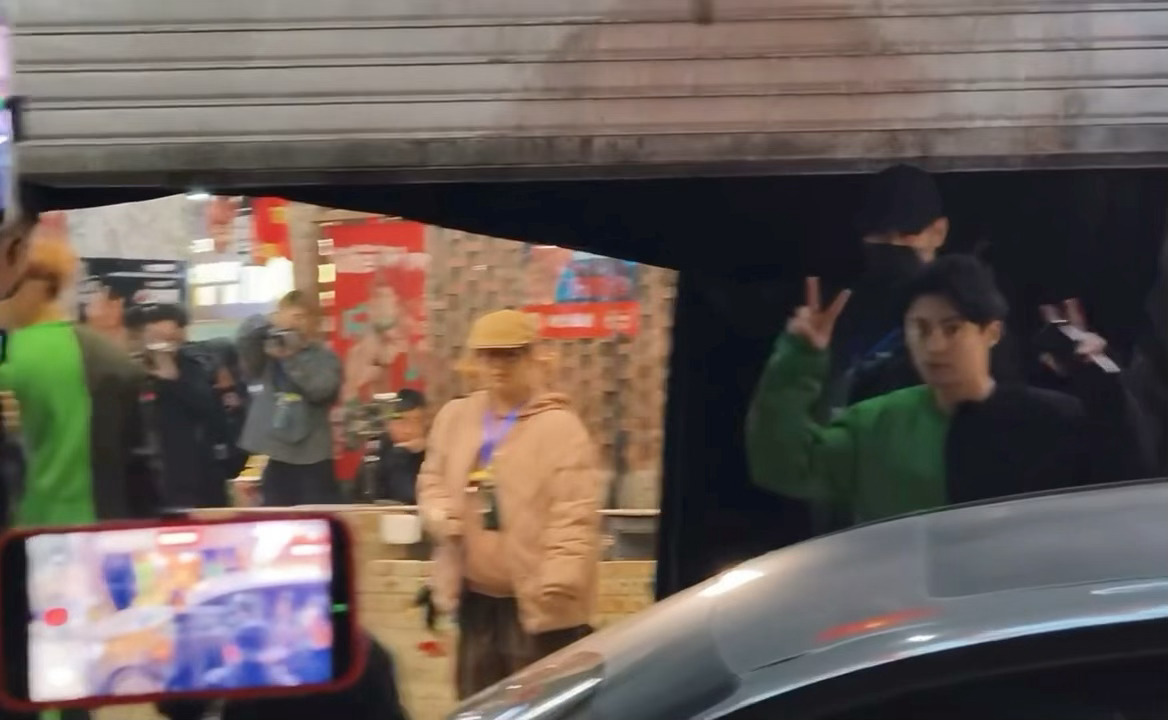 外星人双树杈✌️王鹤棣宇宙闪烁请注意