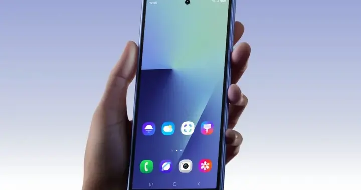 三星首款三折叠手机蓄势待发，Galaxy Z Fold 7产量已加码