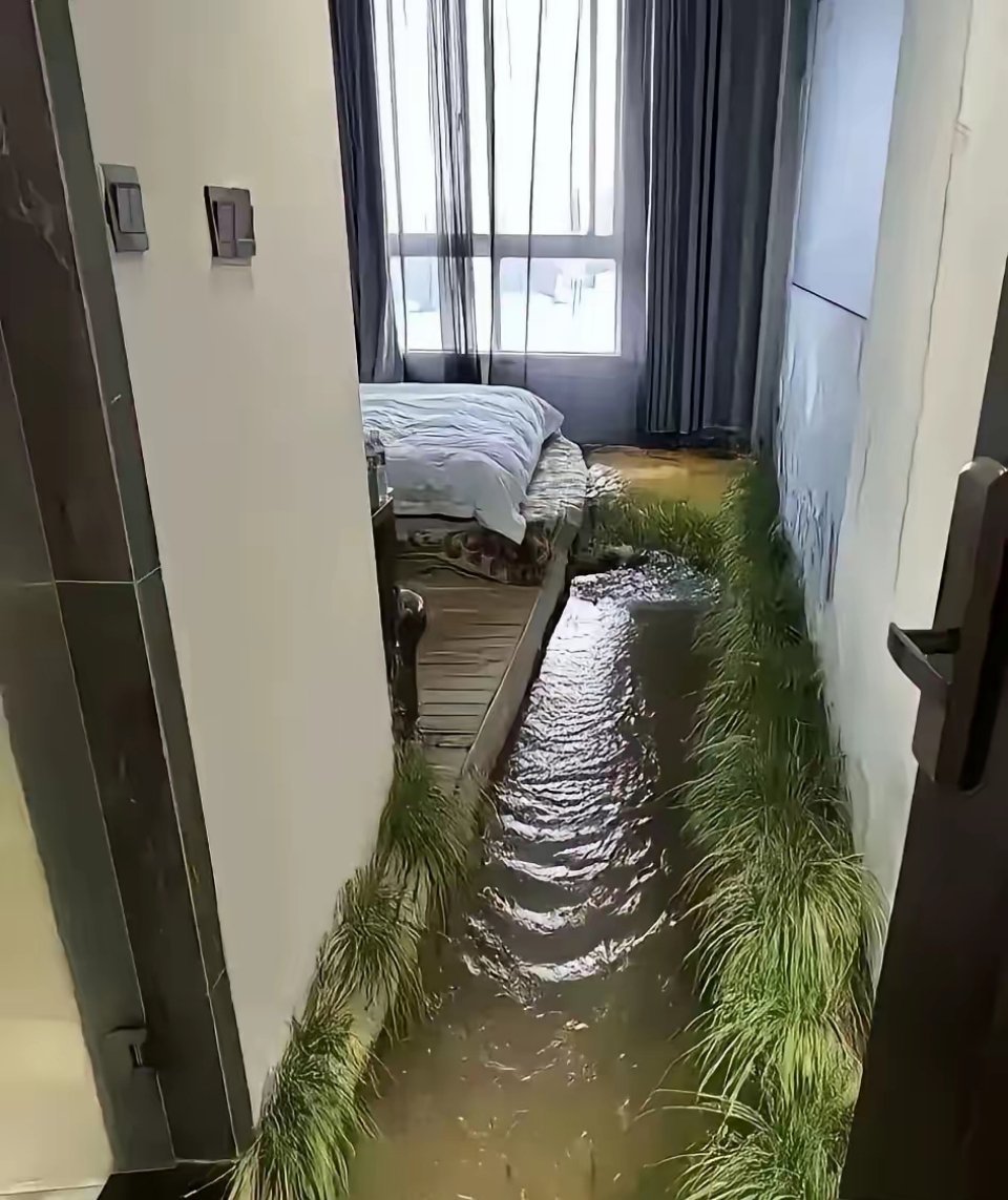 把民宿做成这样，看起来很特别，这种民宿保留着农村淳朴的特色风格，呆里面睡觉就像在