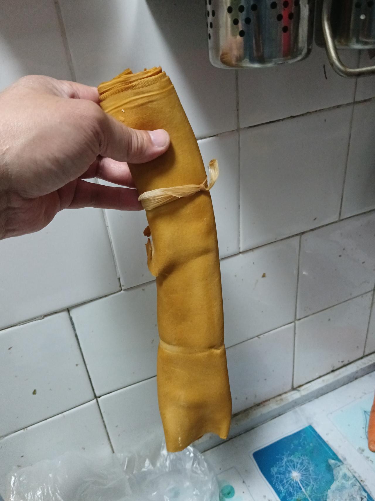 我这是买到假的商河豆腐皮了吗？这才几年没见，就长这么大了。