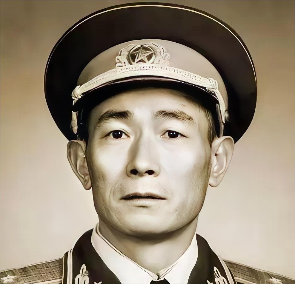 1937年秋天，386旅旅长陈赓把1营营长查玉升叫到自己的窑洞里。陈赓开门见山：