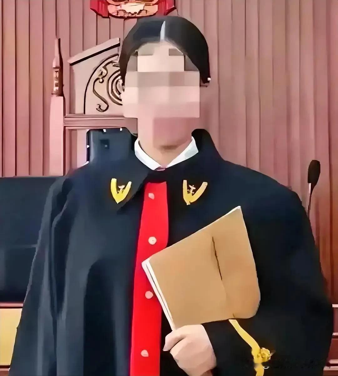 漯河的女法官去世已经一两个月了，那么好的前途就这样白白的溜走了。
所以有一些东西