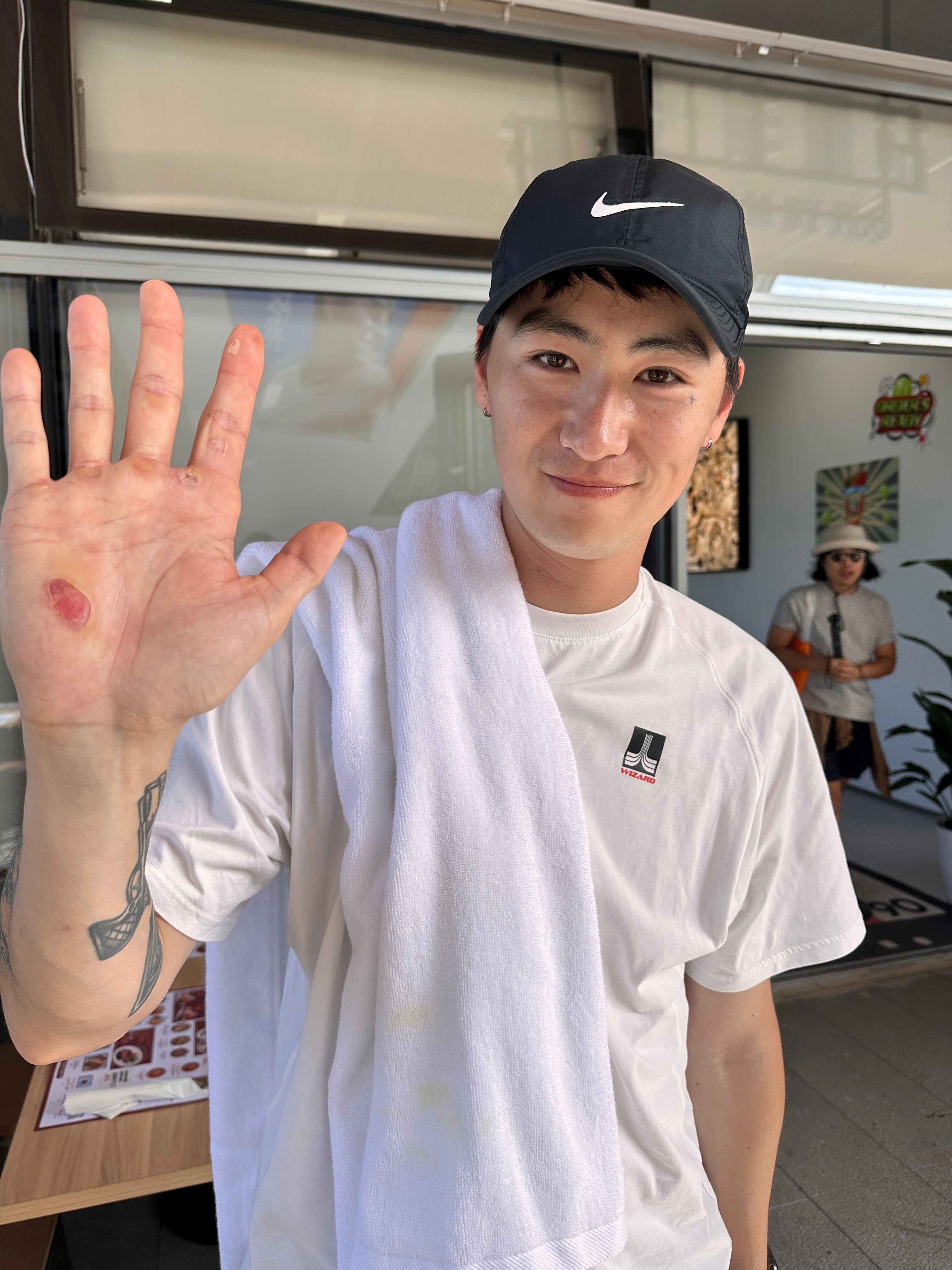 这张帅脸，打球的朋友应该不少都认识。来啊，请他亮出他全身最不帅的部分[笑cry]