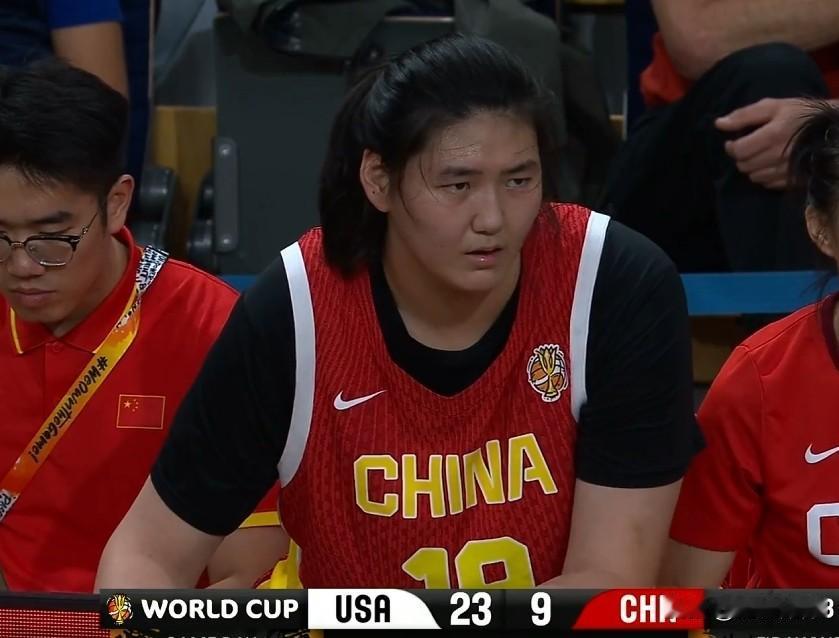 要打自己的优势点！不能跟美国女篮对飙三分呀！
如果说中国女篮对美国女篮在哪里有优