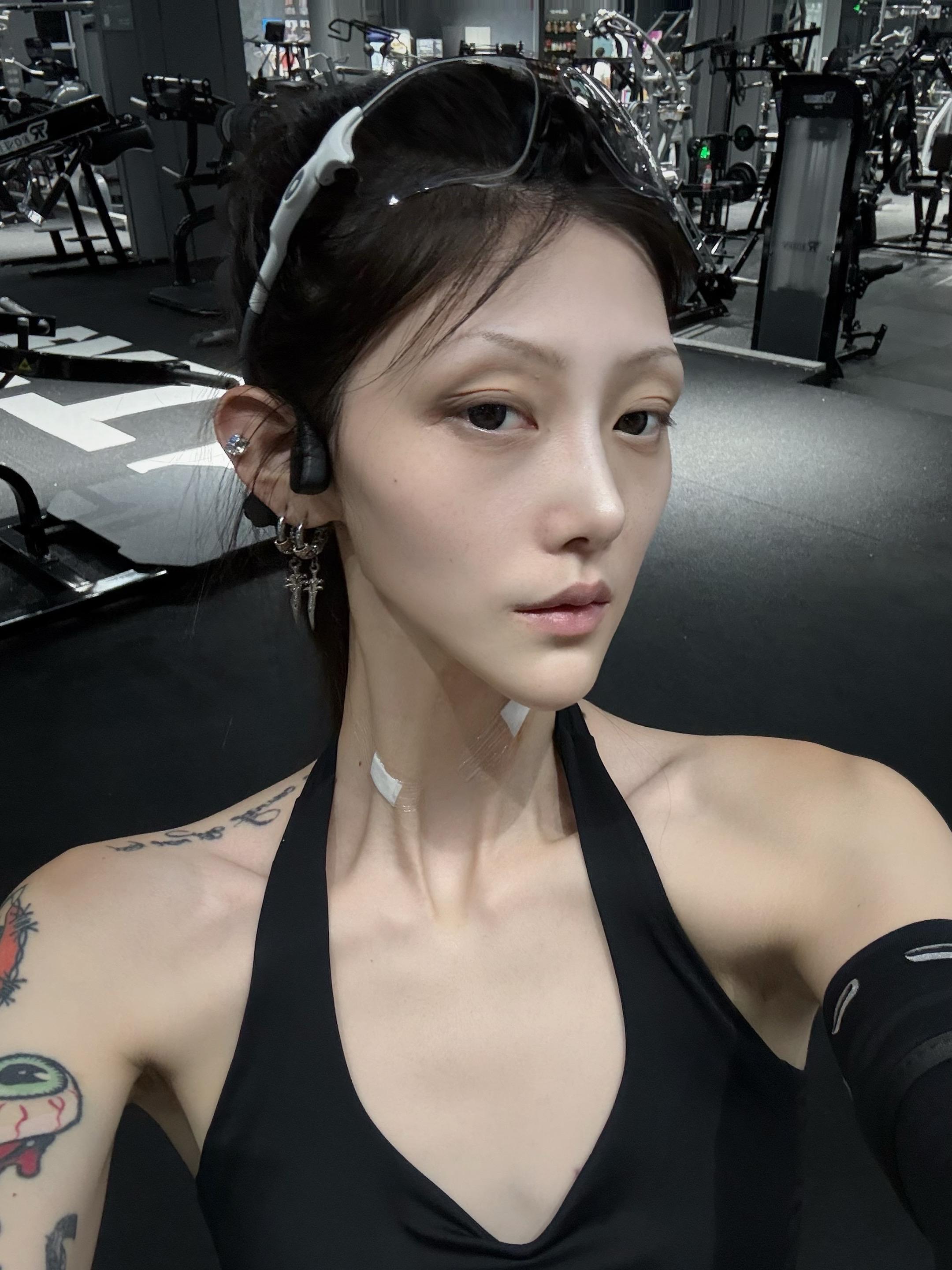 少思虑些罢