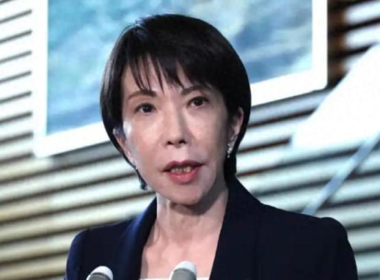 访美后，高市都不笑了，回国前喊话中方：愿意和中国展开对话
 
高市早苗访美全程被