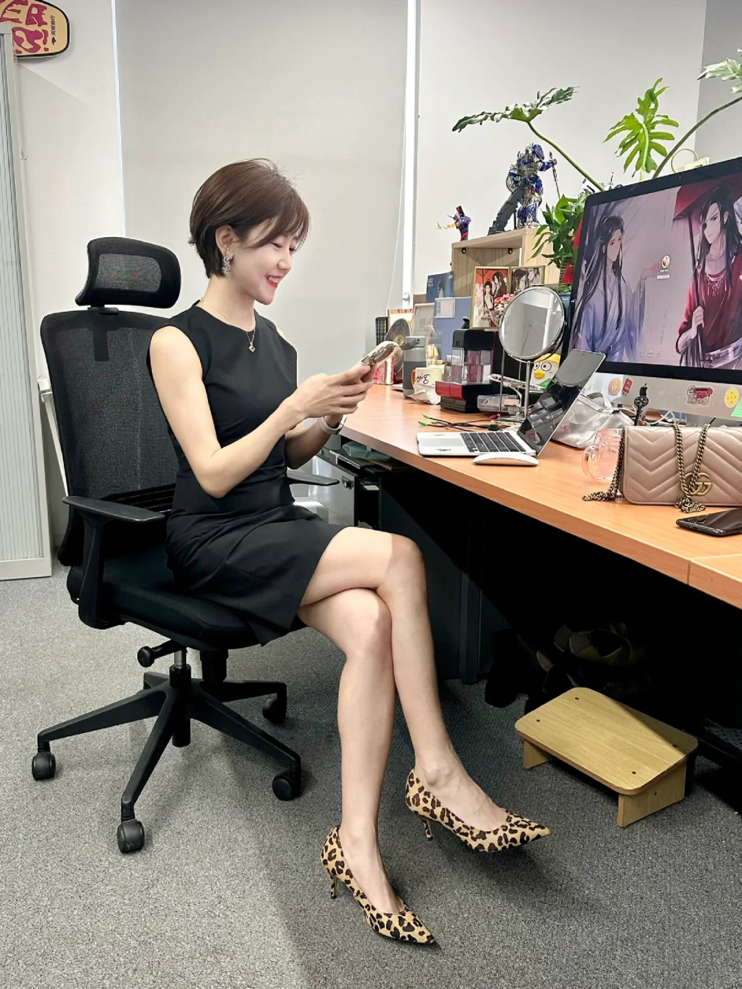 上班穿的漂漂亮亮很羞耻吗？