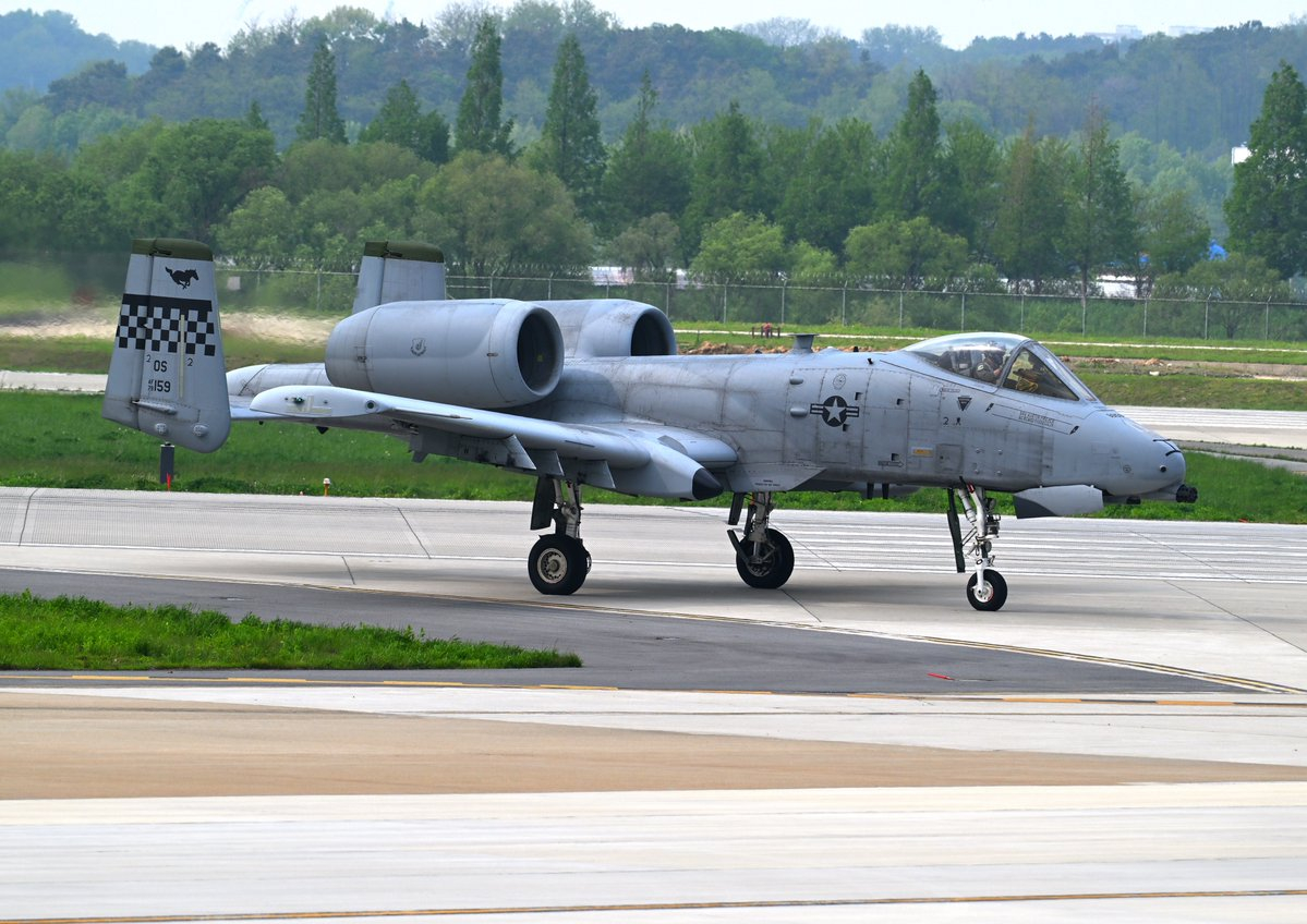 Osan Air Power Days 2025上的A-10疣猪 ​​​