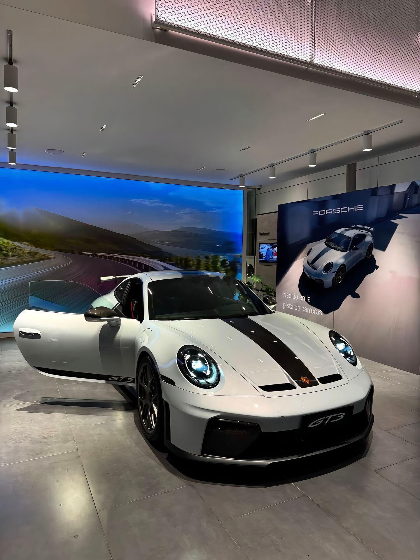 Porsche GT3 992.2。保时捷992gt3 ​​​