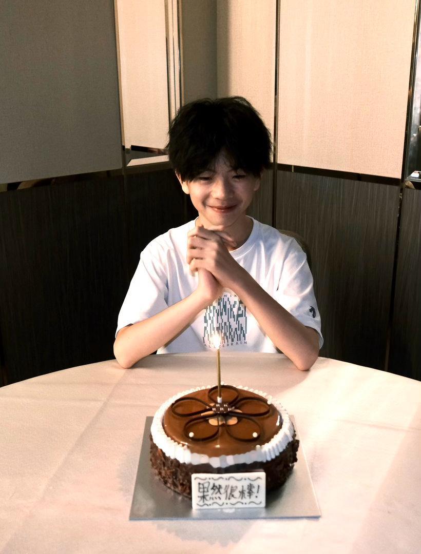 果然很棒，我就知道！少年12岁，生日快乐！ 香港·维多利亚港