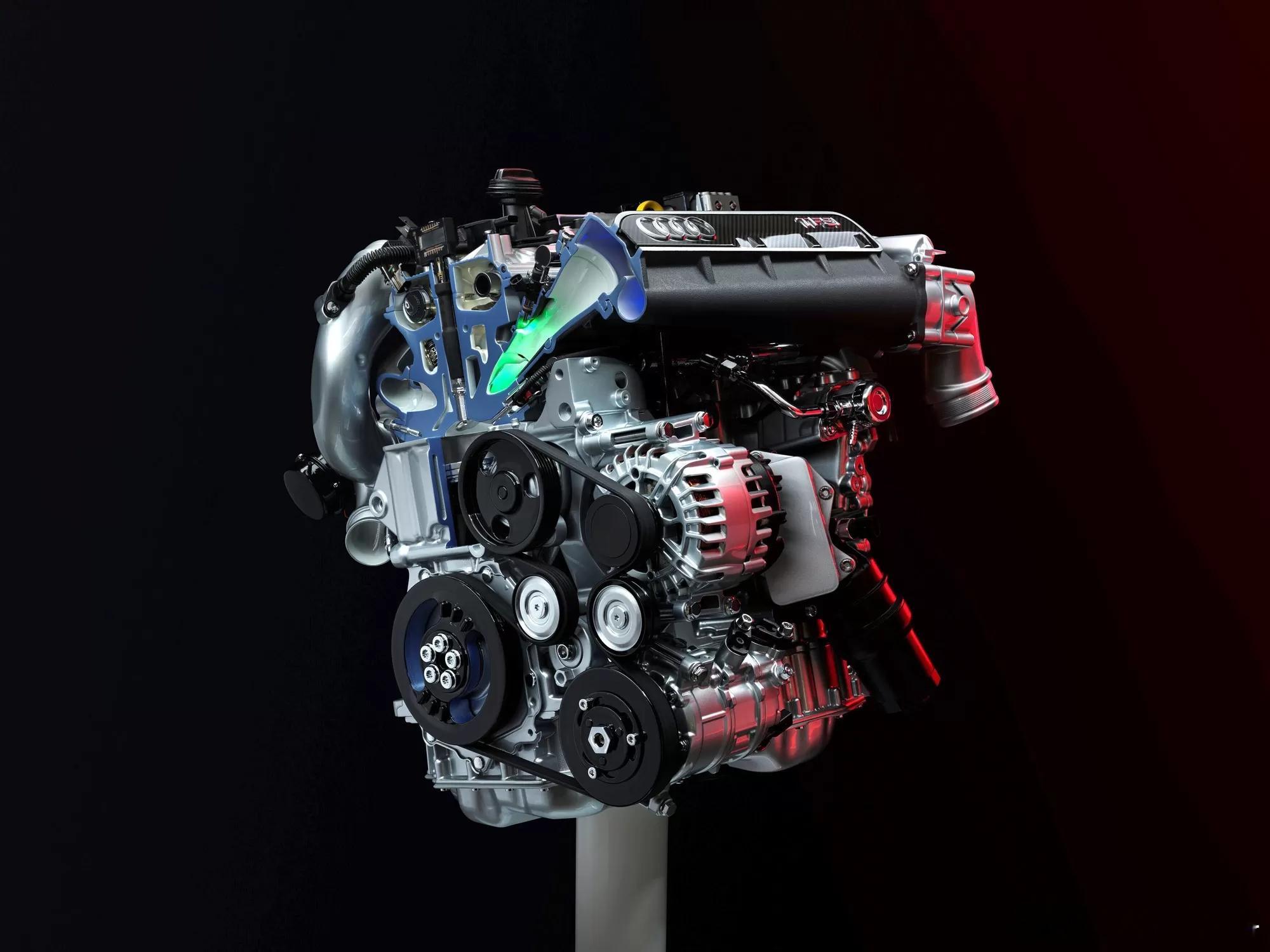 为庆祝自家五缸机诞生50周年，奥迪 提前开启一系列的预热纪念活动，其中就包括——